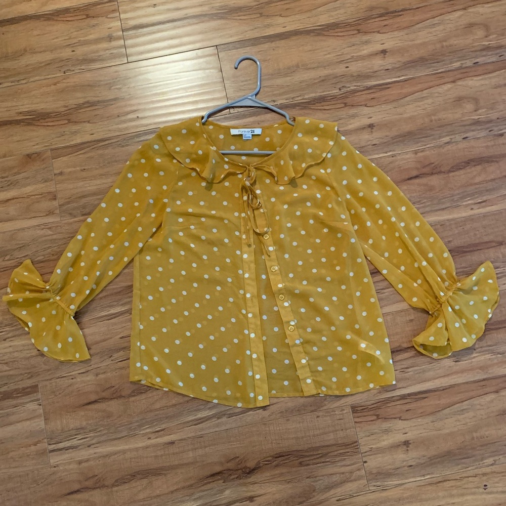 Forever21 size S Polka Dot Ruffle Blouse